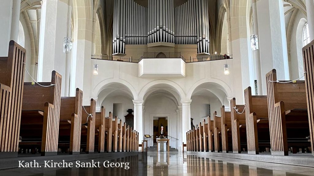 Kath. Kirche Sankt Georg - Freising (Bayern)