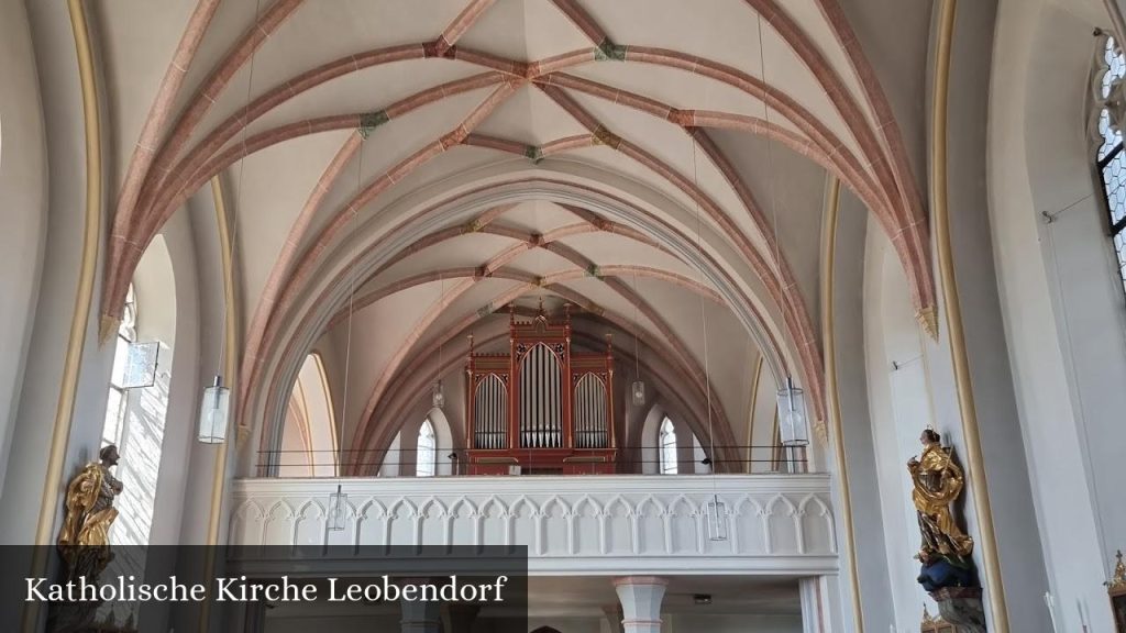 Katholische Kirche Leobendorf - Laufen (Bayern)