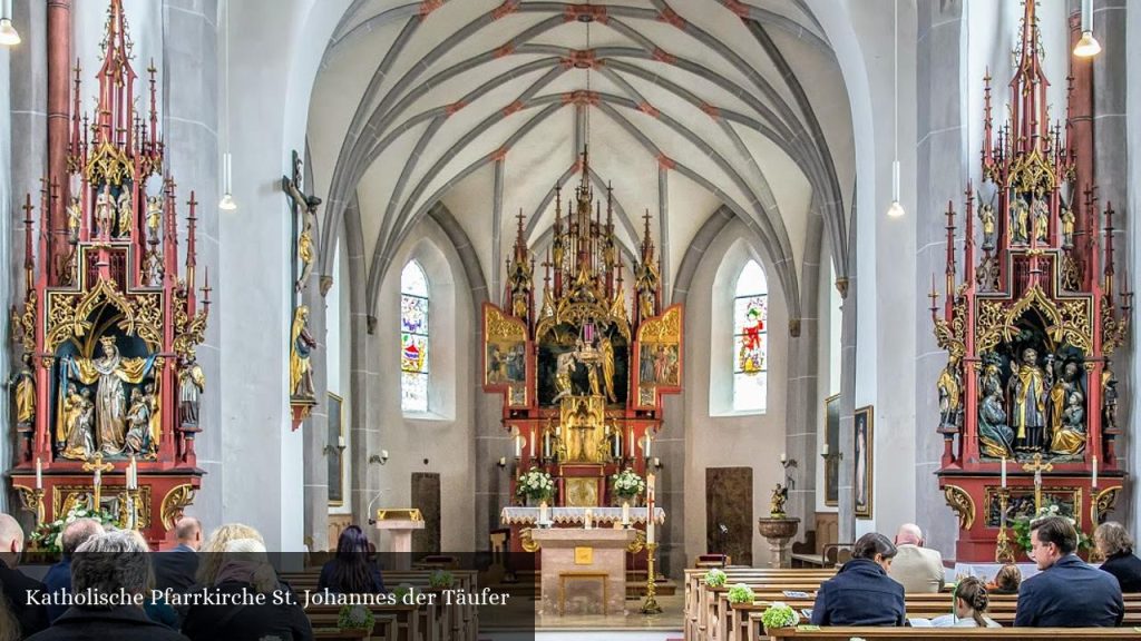 Katholische Pfarrkirche St. Johannes der Täufer - Zolling (Bayern)