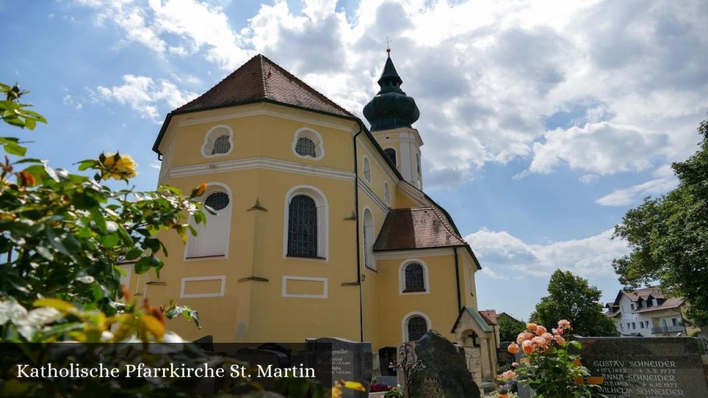 Katholische Pfarrkirche St. Martin - Langenpreising (Bayern)