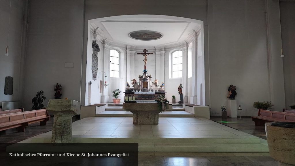 Katholisches Pfarramt und Kirche St. Johannes Evangelist - Warthausen (Baden-Württemberg)