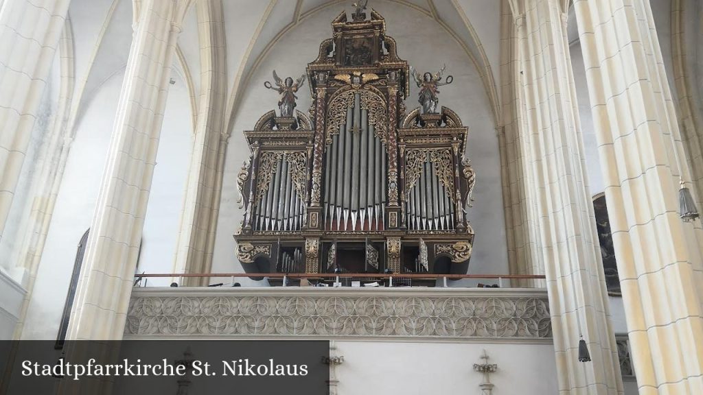 Stadtpfarrkirche St. Nikolaus - Neuötting (Bayern)